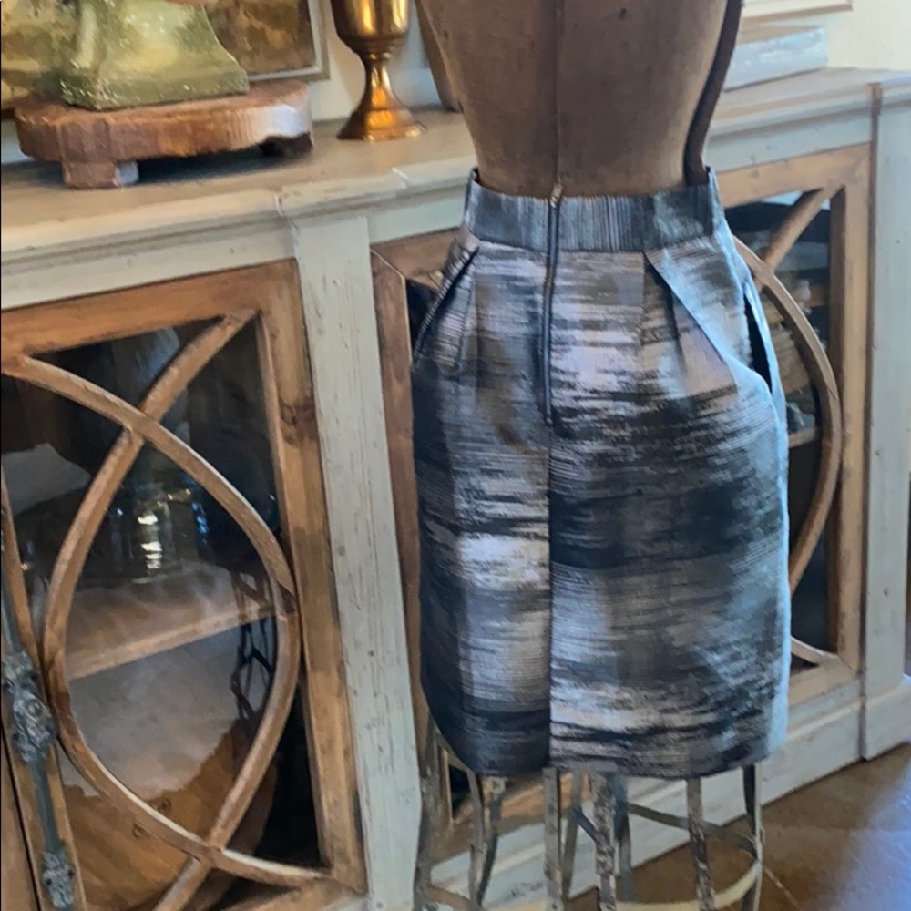 Simply Styled - Picture 4 of 4